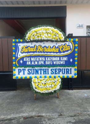 Papan Bunga Duka di Dempo Tengah